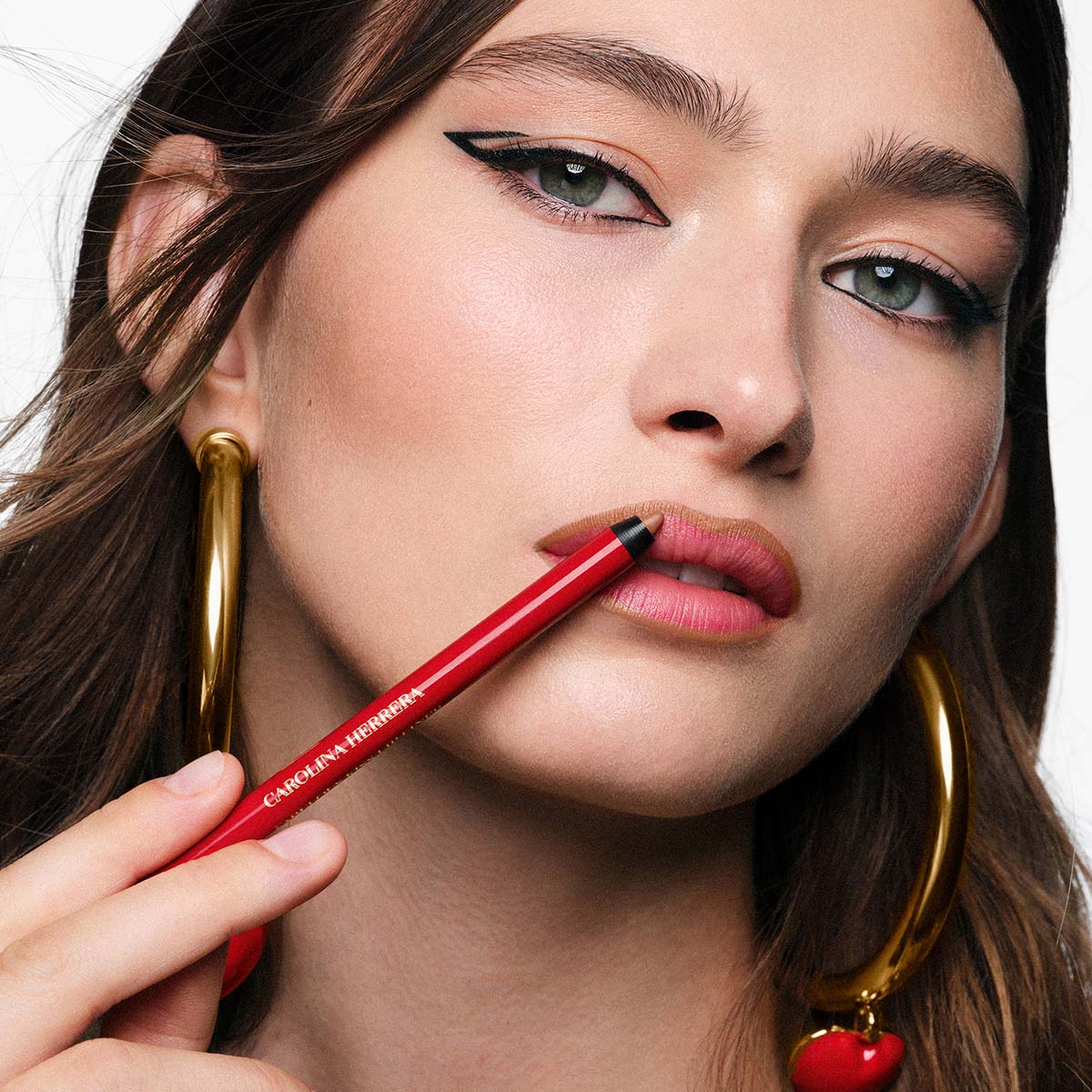 FABULOUS KISS LIP LINER (DELINEADOR DE LABIOS)